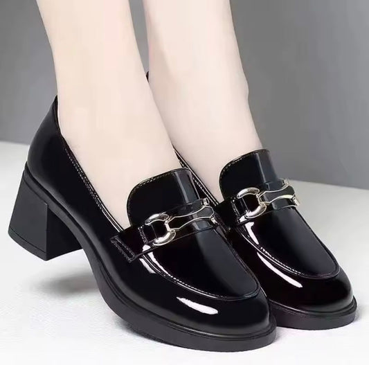 Chaussures en cuir souple de Style britannique pour femmes